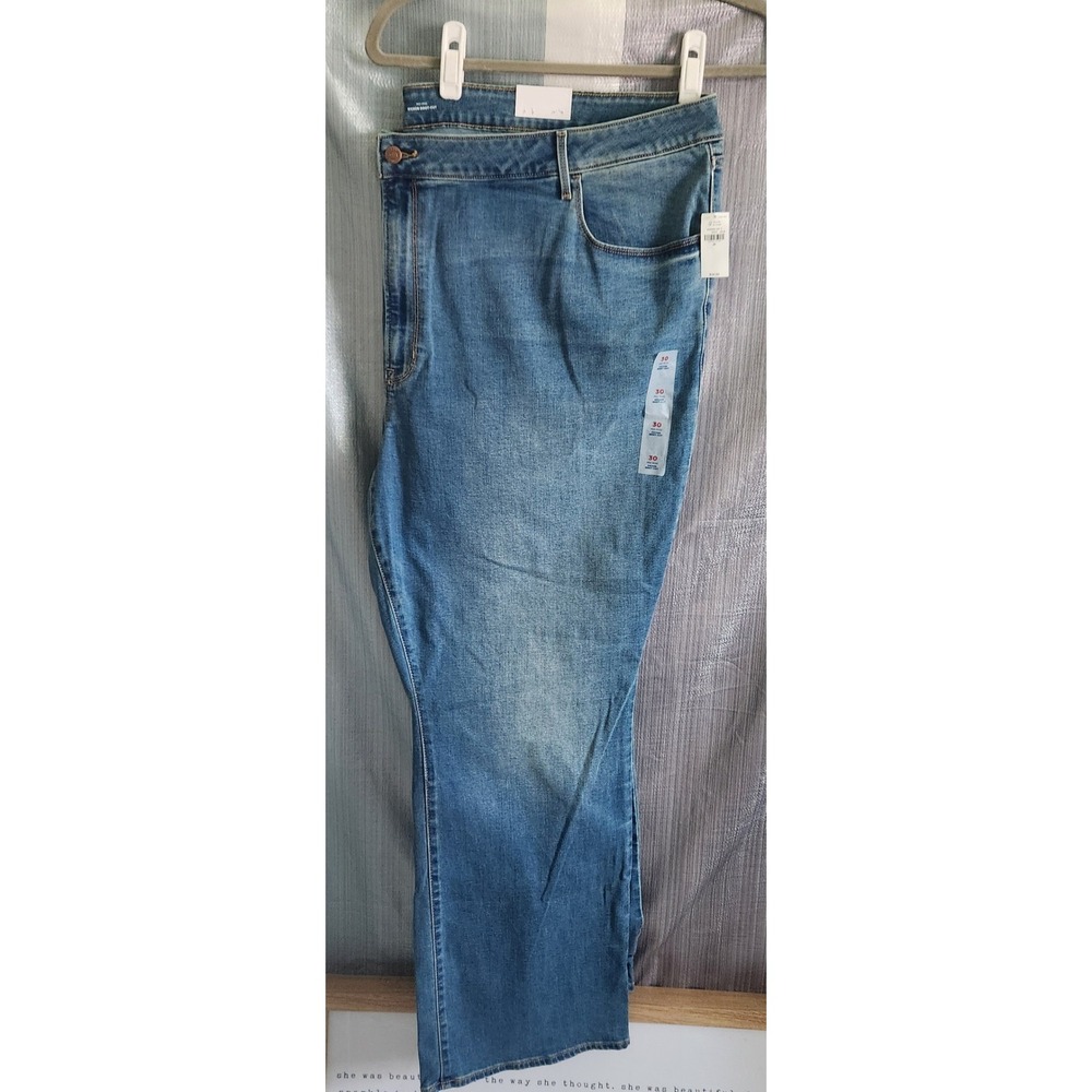 Old Navy Kicker Boot-Cut Mid-Rise Willow Wash Jeans Womens‎ 30 Blue 449996-00-1